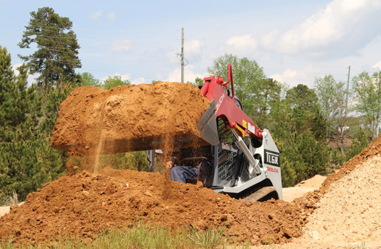 takeuchi tracked loader tl6r lfiting