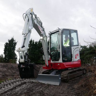 tb335r excavator