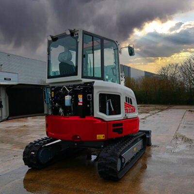 TB335R Compact ExcavatorI WITH ENGINE OPEN