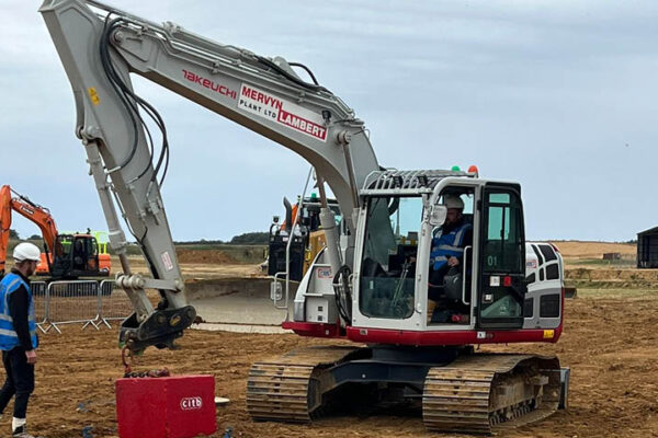 takeuchi at ukpo final digger challenge