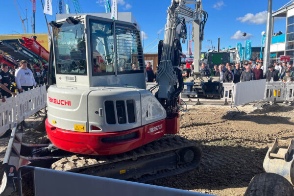 Takeuchi_At_Bauma_2022_Excavators8