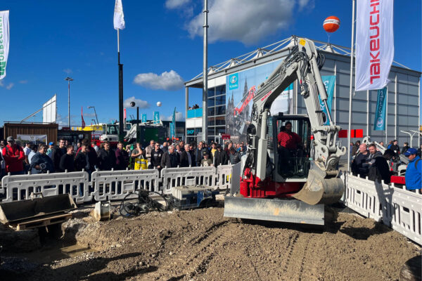 takeuchi digger operating in workzone at bauma 2022